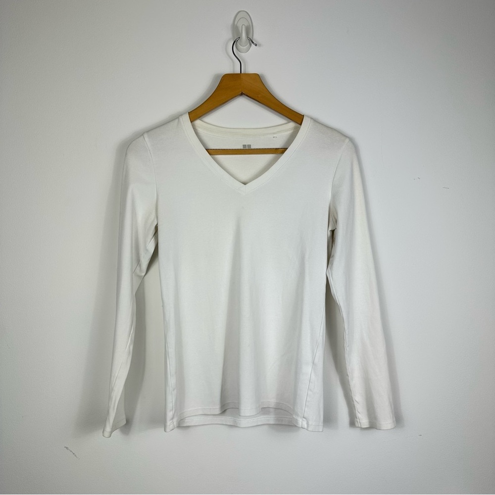 Long sleeve V neck